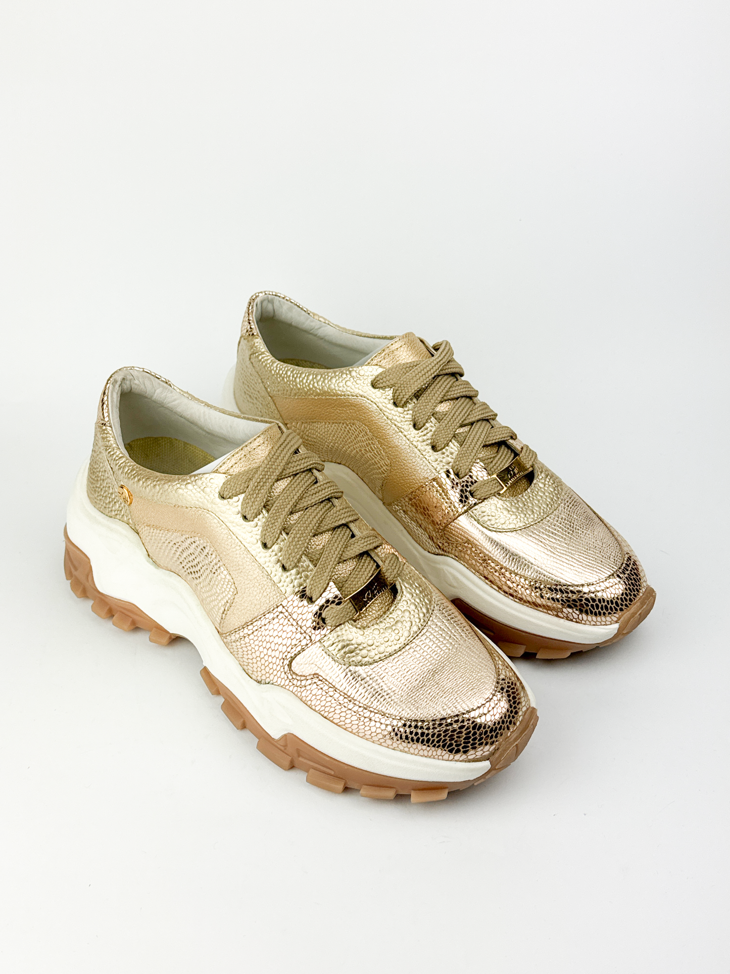 Tenis Sirius Dorados